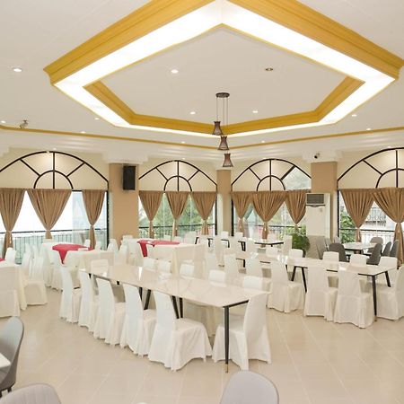Bohol Plaza Mountain Resort And Restaurant Dauis Ngoại thất bức ảnh