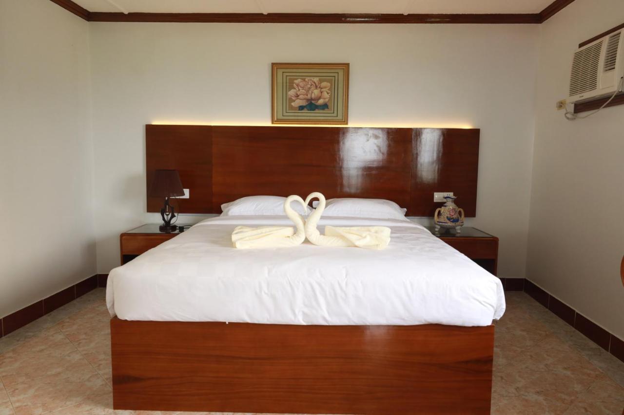 Bohol Plaza Mountain Resort And Restaurant Dauis Ngoại thất bức ảnh
