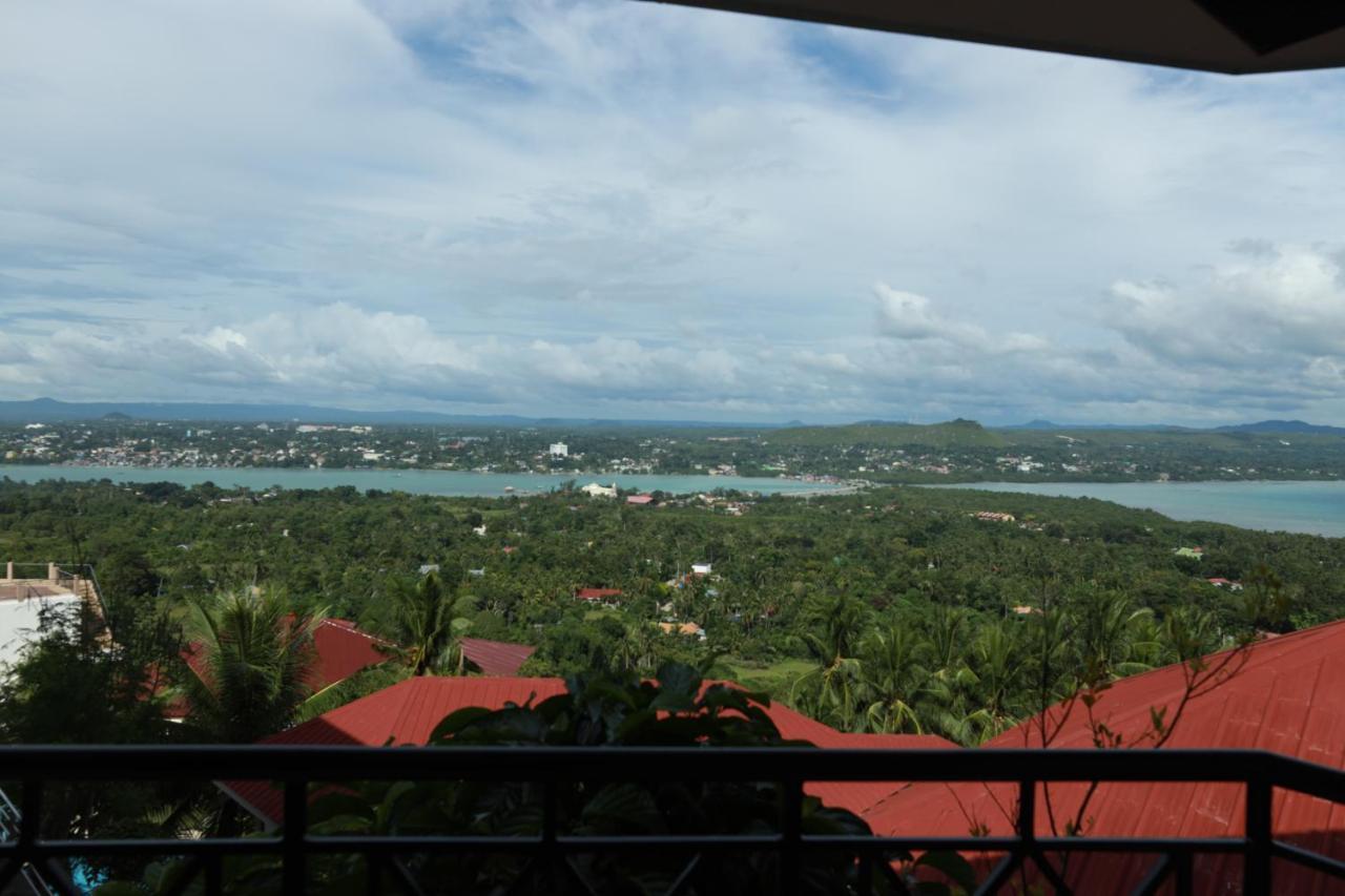 Bohol Plaza Mountain Resort And Restaurant Dauis Ngoại thất bức ảnh