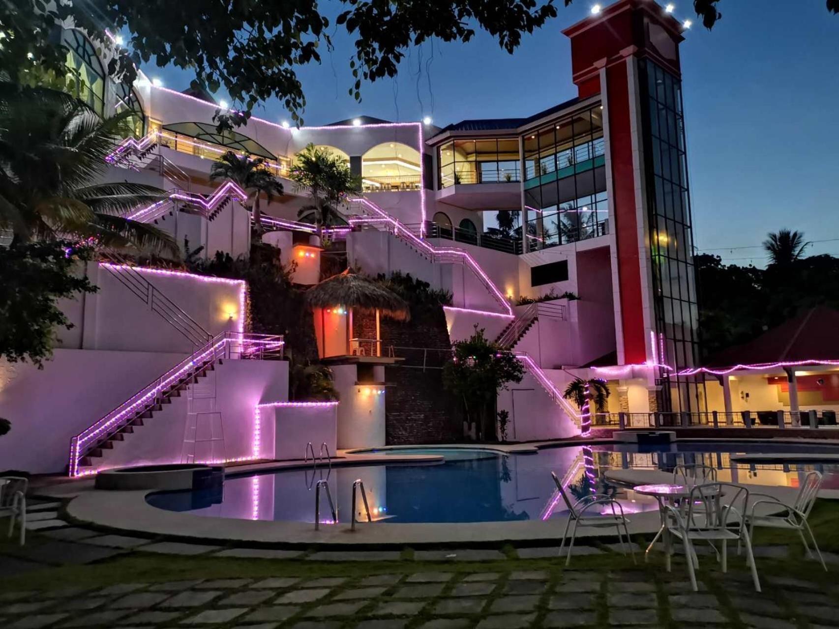 Bohol Plaza Mountain Resort And Restaurant Dauis Ngoại thất bức ảnh